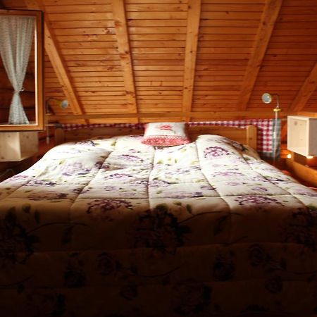 B&B Le Corone - Chalet Nel Bosco Cavalo Exterior photo