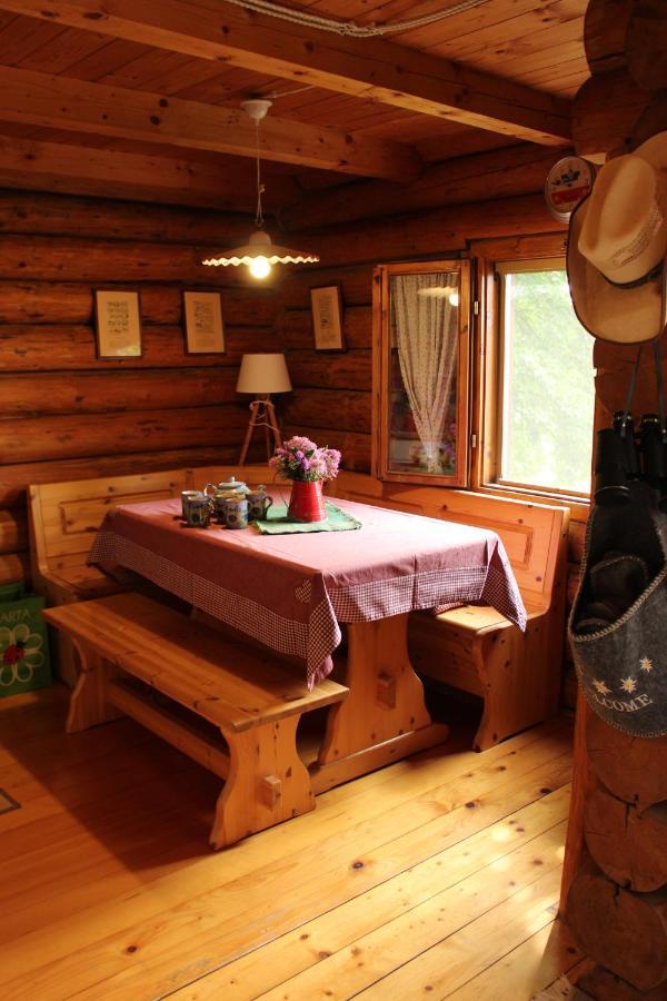 B&B Le Corone - Chalet Nel Bosco Cavalo Exterior photo